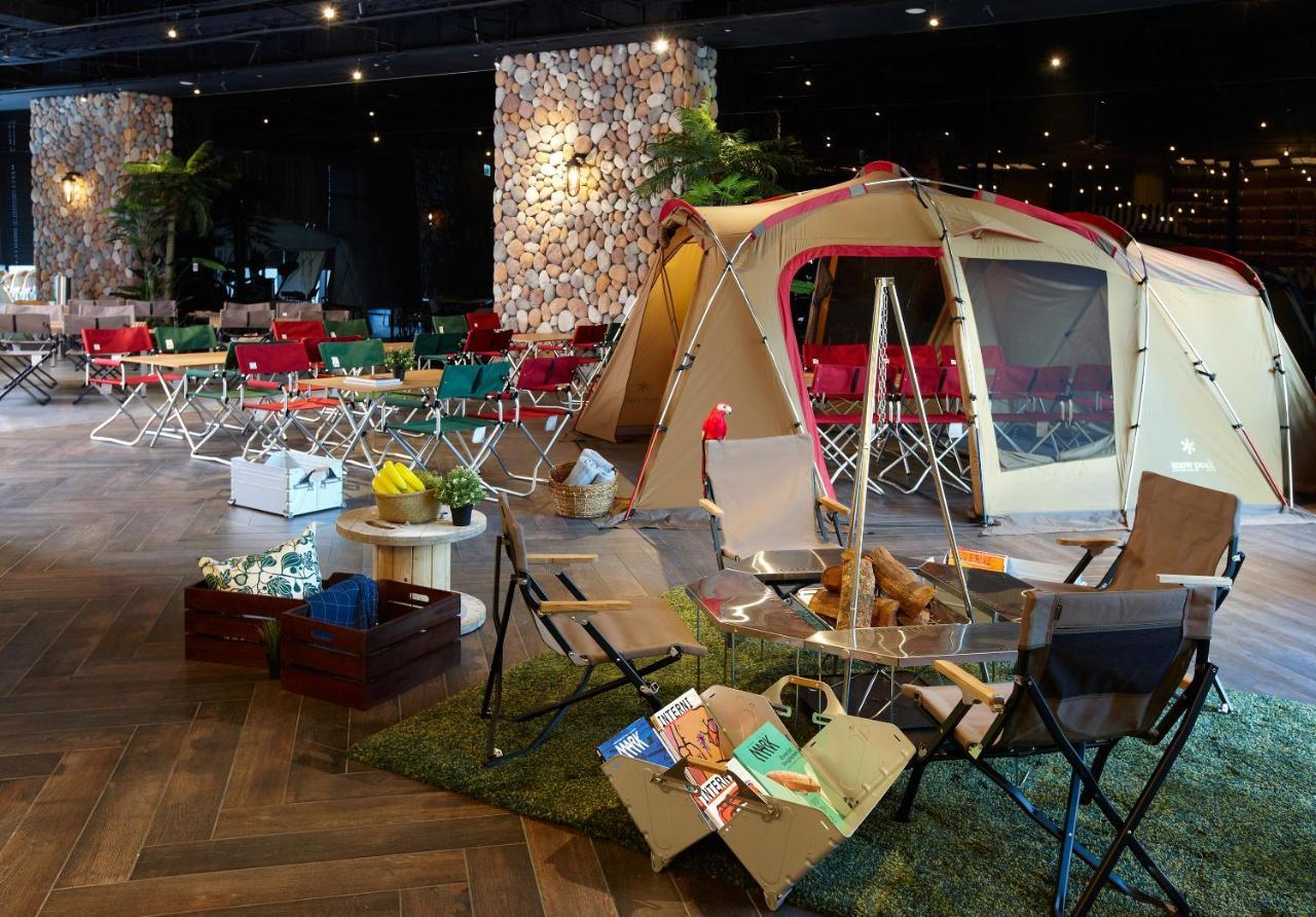 COZZI Blu Hotel Zhongli Exterior foto Camping equipment